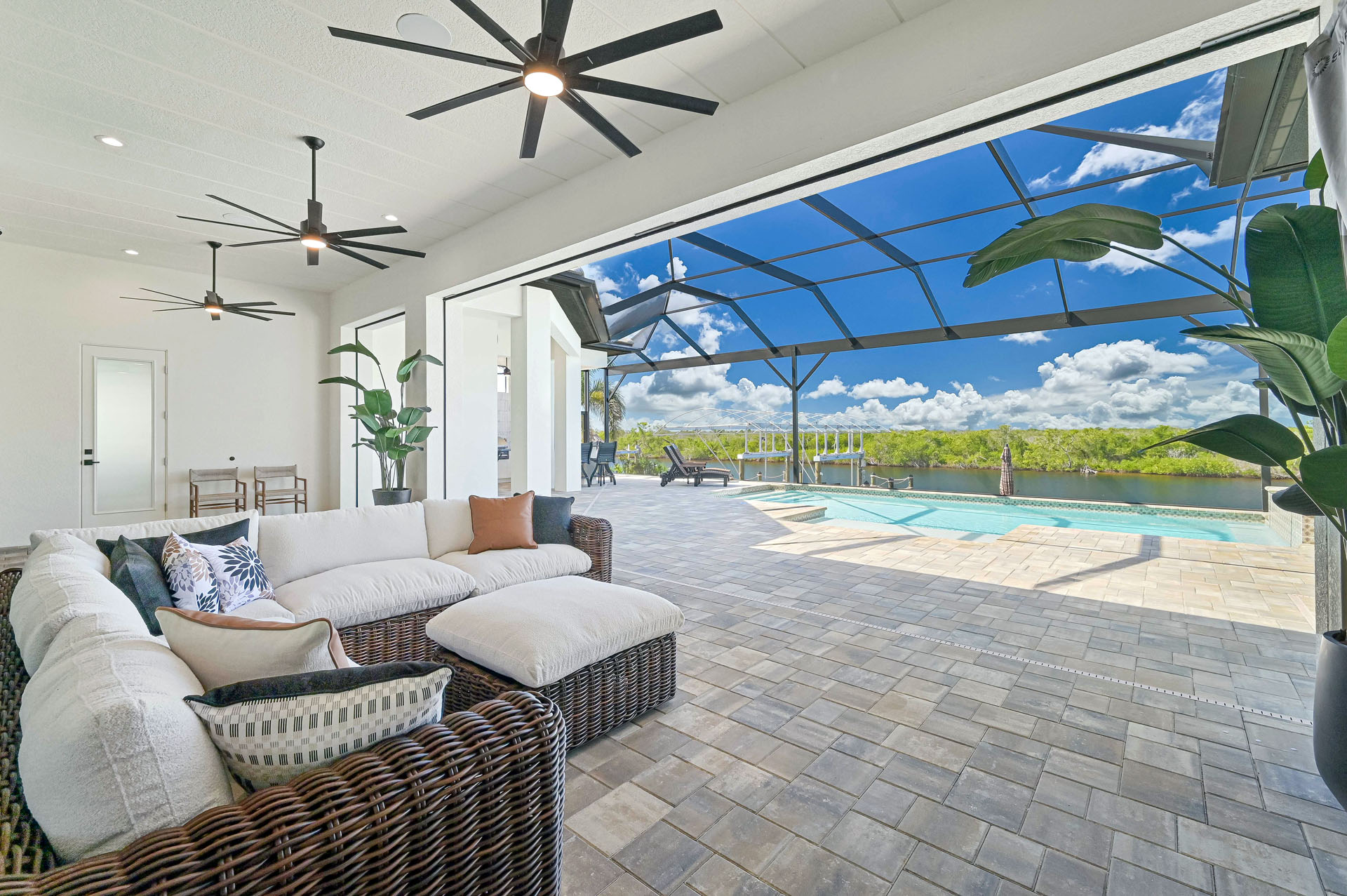 Lanai Seating Area